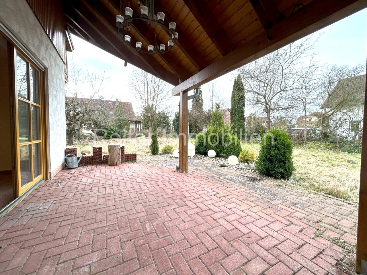 Terrasse mit tollem Garten